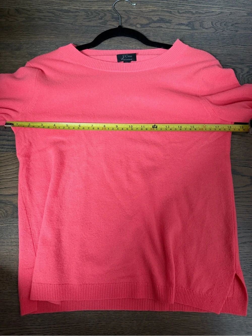 J. Crew 100% Cashmere Coral Crewneck Sweater size Small. EUC.
